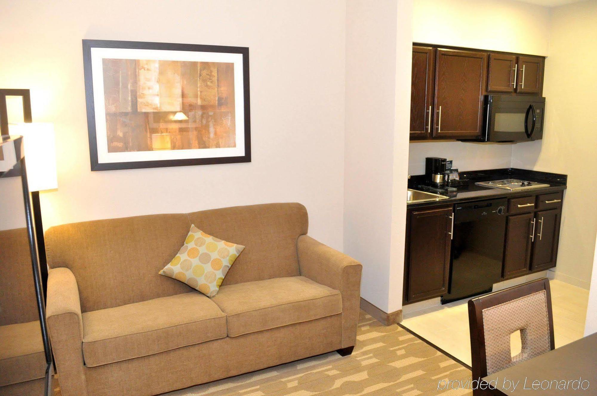 Homewood Suites Fort Wayne Ellisville Bilik gambar