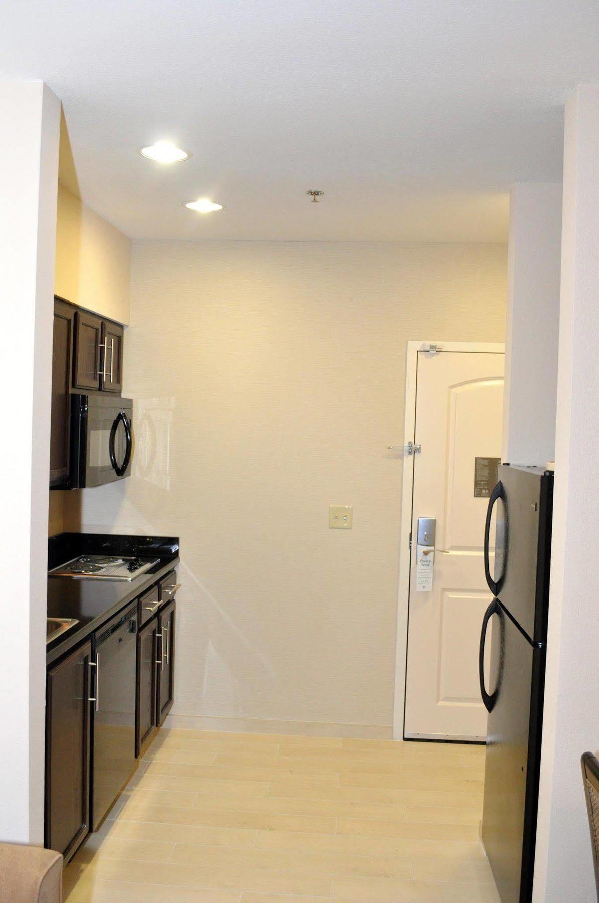 Homewood Suites Fort Wayne Ellisville Bilik gambar